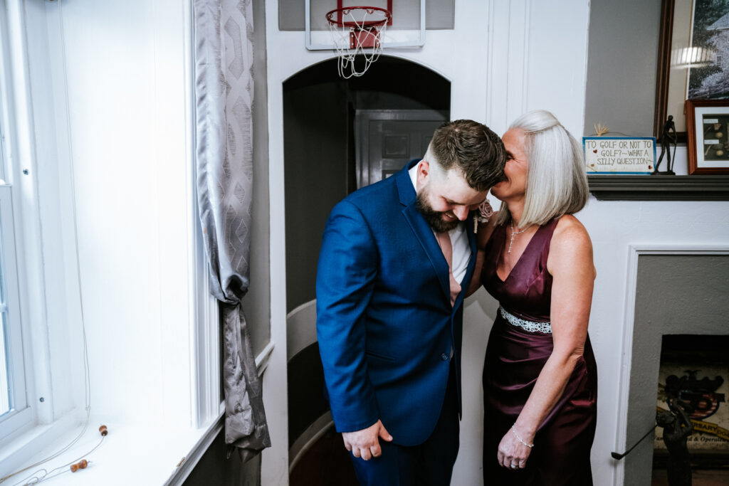 Stephanie and Kris' La Massaria wedding captured by classic and creative eastern pennsylvania wedding photographer CSM Photography