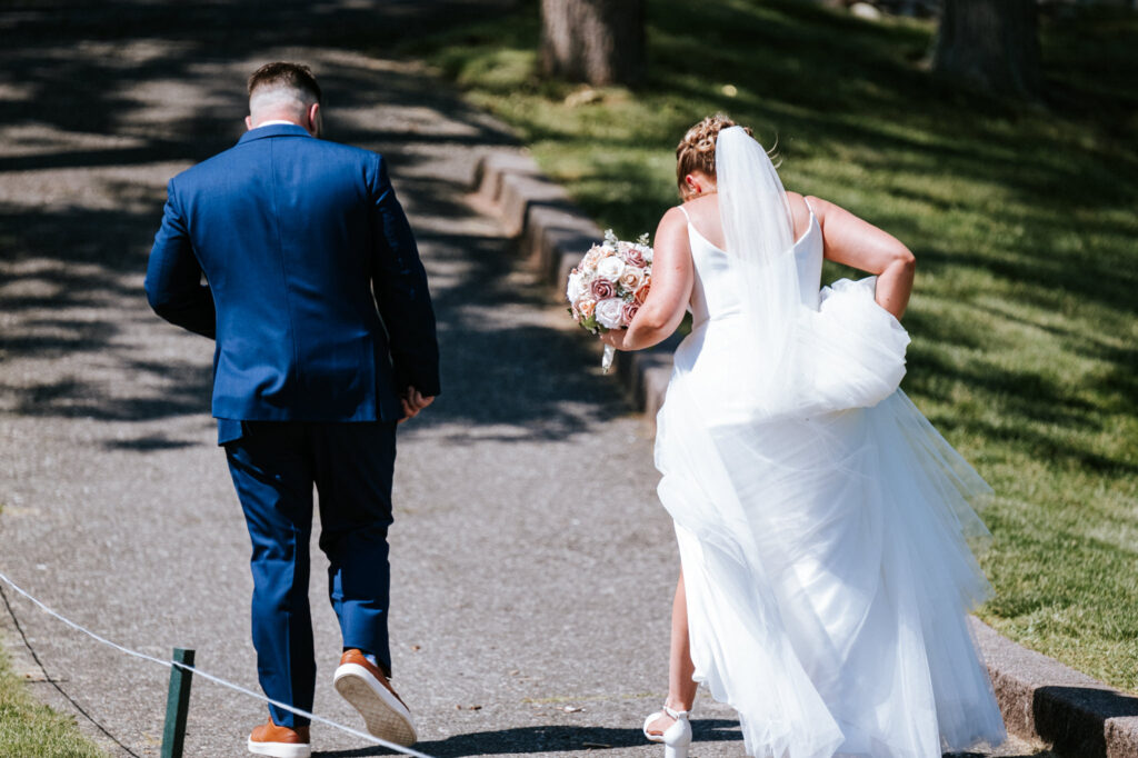 Stephanie and Kris' La Massaria wedding captured by classic and creative eastern pennsylvania wedding photographer CSM Photography