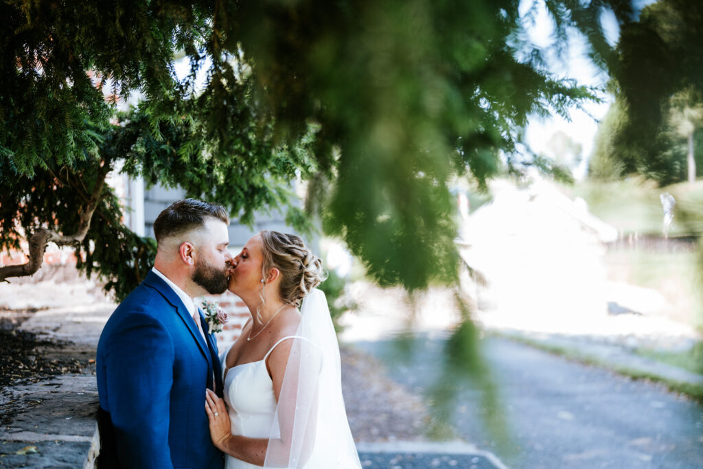 Stephanie and Kris' La Massaria wedding captured by classic and creative eastern pennsylvania wedding photographer CSM Photography